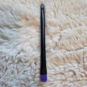 Urban Decay Electric Eyeshadow dual end brush